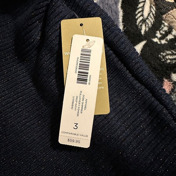NWT Chico’s sweater. - Picture 4 of 7